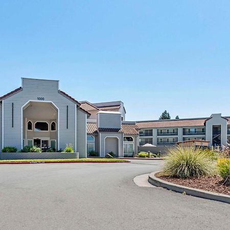 Country Inn & Suites By Radisson, Vallejo Napa Valley, Ca Exterior foto