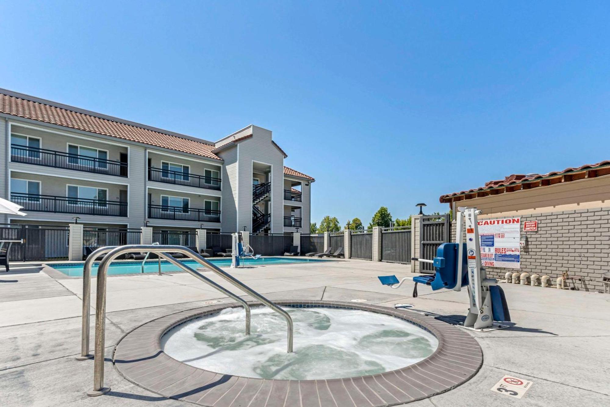 Country Inn & Suites By Radisson, Vallejo Napa Valley, Ca Exterior foto